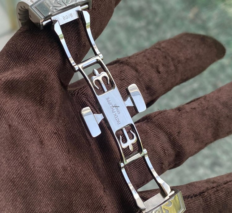 Patek Philippe Aquanaut 5267 200a-010
