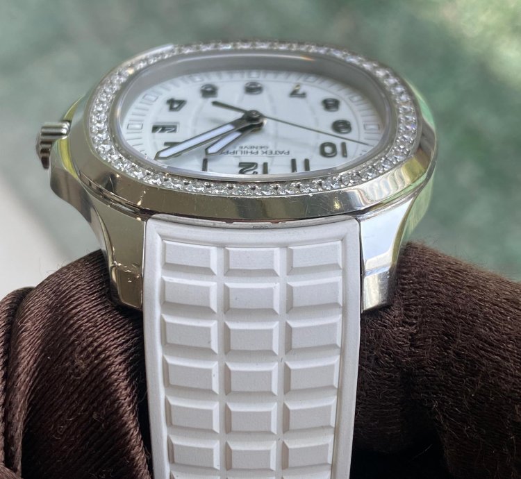 Patek Philippe Aquanaut 5267 200a-010