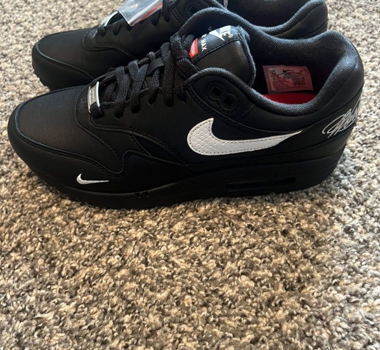Supreme Nike Air Max 1 87