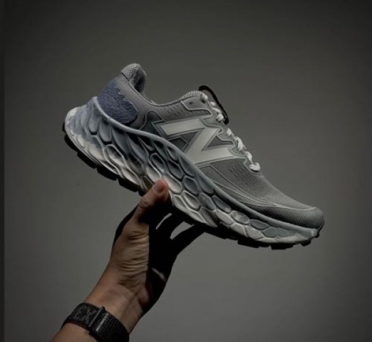 Newbalance Fresh Foam More Trail V3 Grey Running Shoes