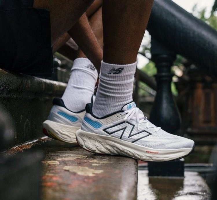 Newbalance Fresh Foam X 1080 V13 White Black Sneakers