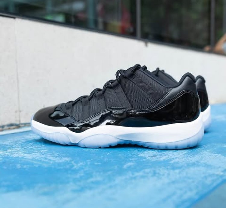 Air Jordan 11 Retro Low Space Jam
