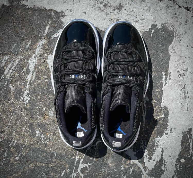 Air Jordan 11 Retro Low Space Jam