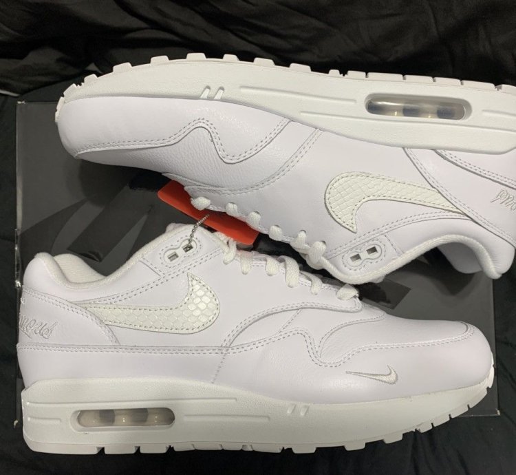 Supreme Nike Air Max 1 87 Sp Triple White - Size 9