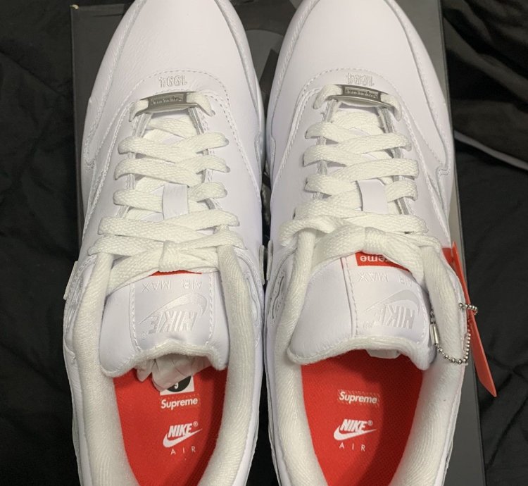 Supreme Nike Air Max 1 87 Sp Triple White - Size 9