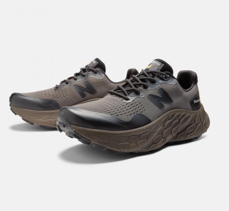 Newbalance Fresh Foam X More Trail V3 Phantom Sneakers