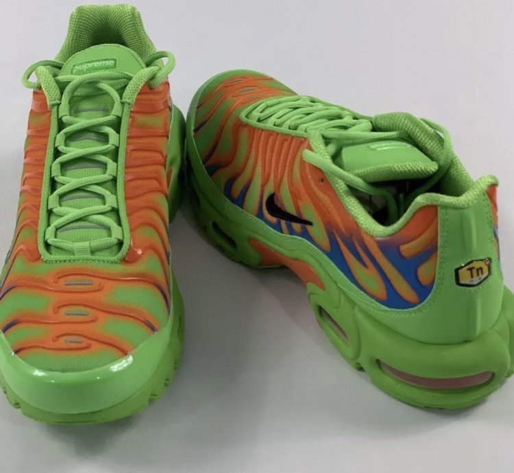 Supreme Nike Air Max Plus