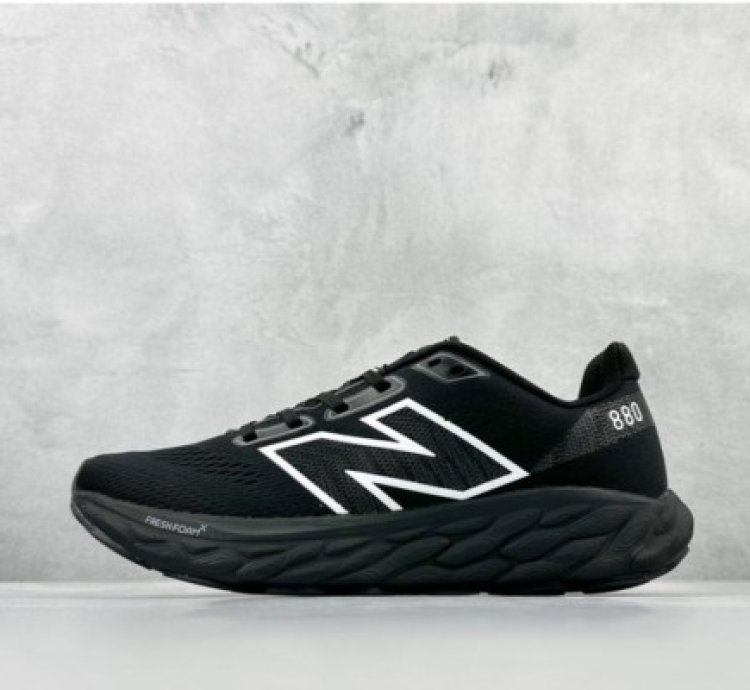 Newbalance Fresh Foam X Vongo V6 Black Running Shoes