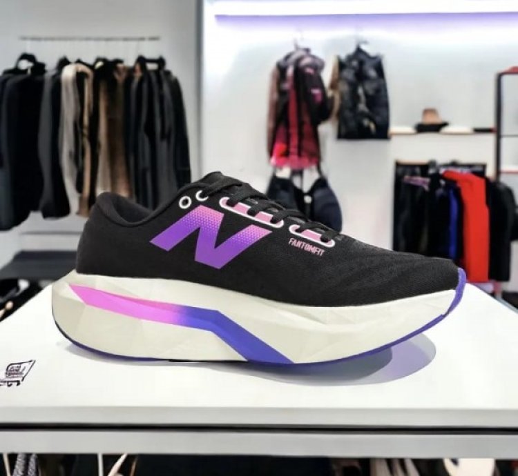 Newbalance Fuelcell Sc Elite V4 Sneakers