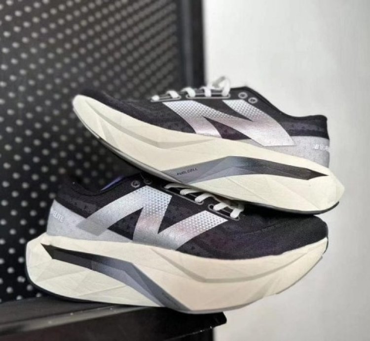 Newbalance Fuelcell Sc Elite V4 Sneakers
