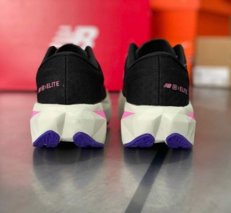 Newbalance Fuelcell Sc Elite V4 Sneakers
