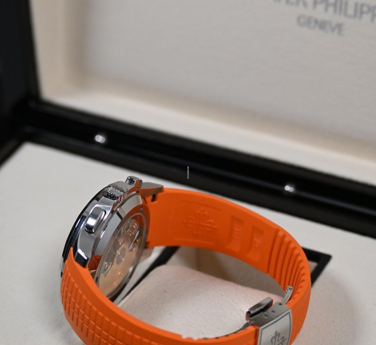 Patek Philippe Aquanaut 5968a-001