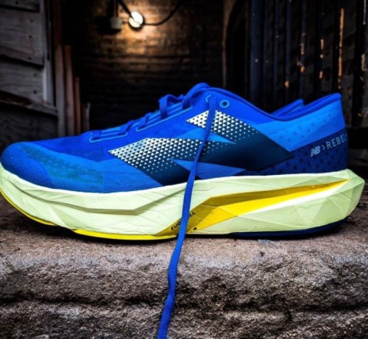 Newbalance Fuelcell Sc Rebel V4 Blue Running Shoes