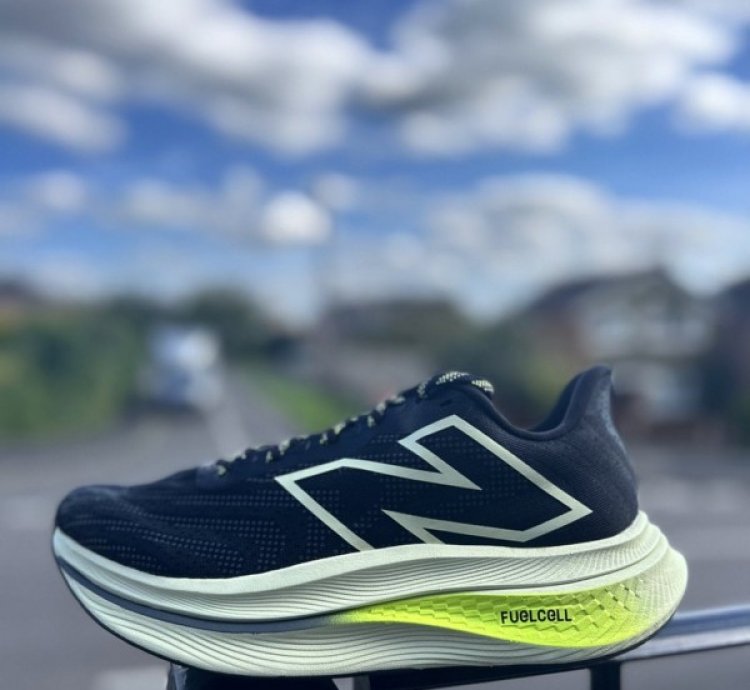 Newbalance Fuelcell Supercomp Trainer V2 Black Sneakers