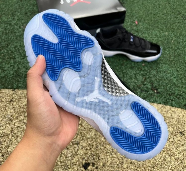 Air Jordan 11 Retro Low Space Jam