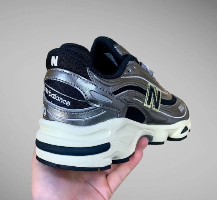 Newbalance M1000 Silver Metallic Running Shoes