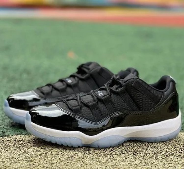 Air Jordan 11 Retro Low Space Jam