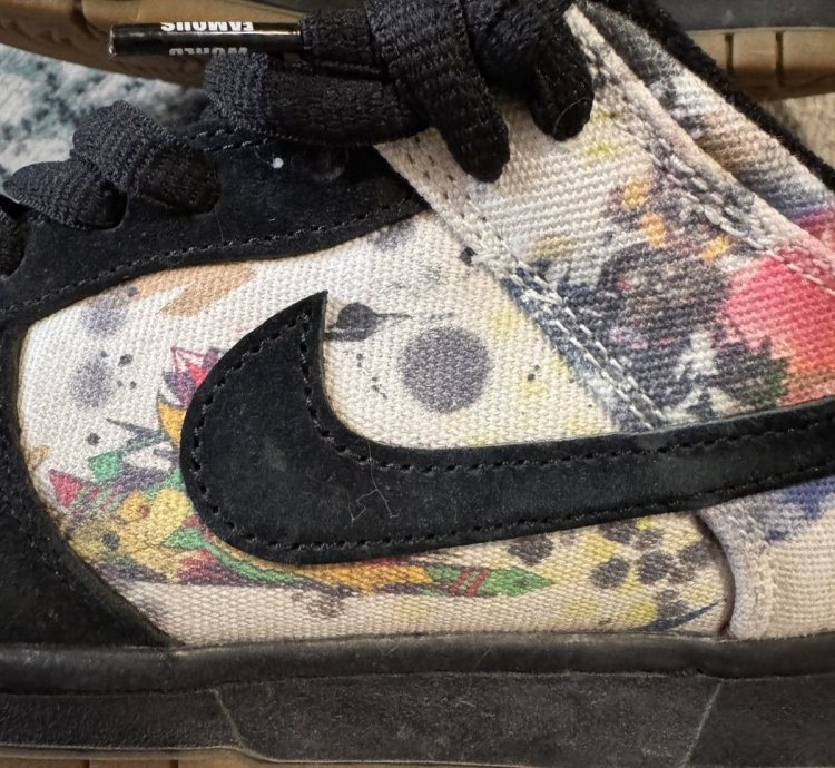 Supreme Nike Dunk Low Sb Rammellzee