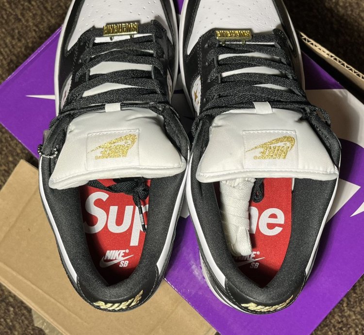 Supreme Nike Dunk Sb Low