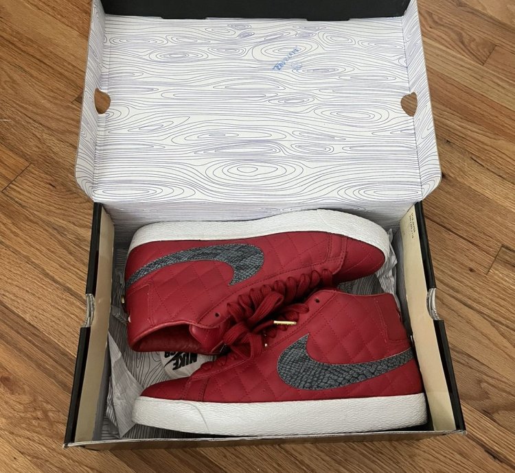 Supreme Nike Sb Blazer Red 2006