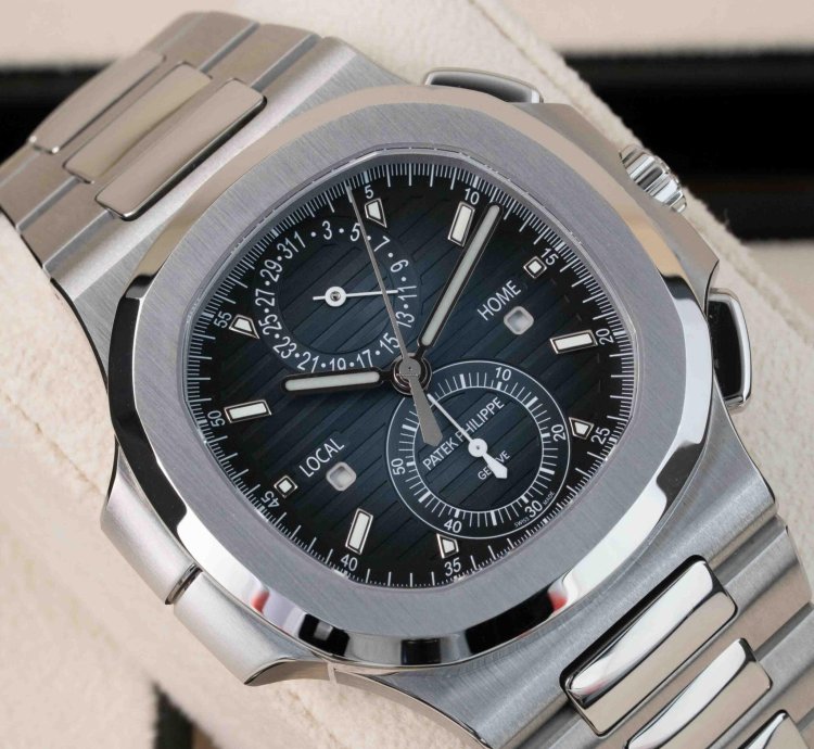 Patek Philippe Aquanaut 5990 1a-011