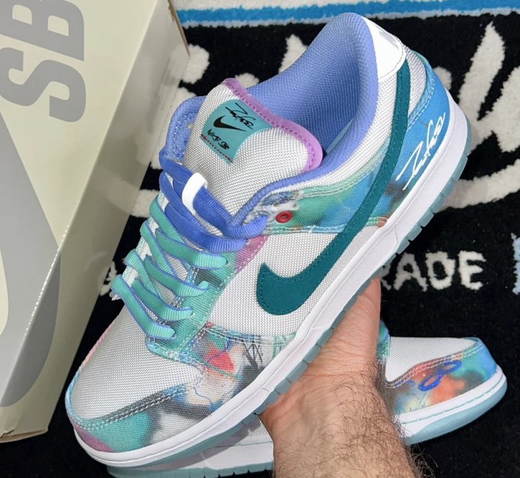 Nike Sb Dunk X Futura Laboratories bleached Aqua