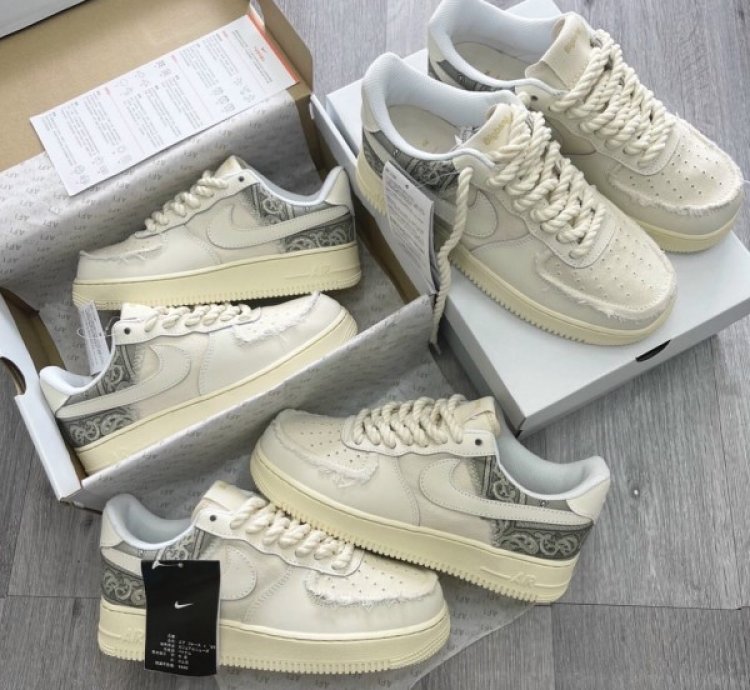 Nik E Air Force 1 Big Bang Chunky Lace Sneakers