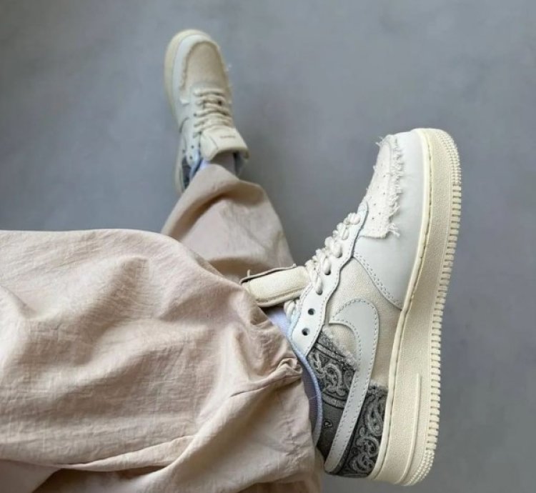 Nik E Air Force 1 Big Bang Chunky Lace Sneakers