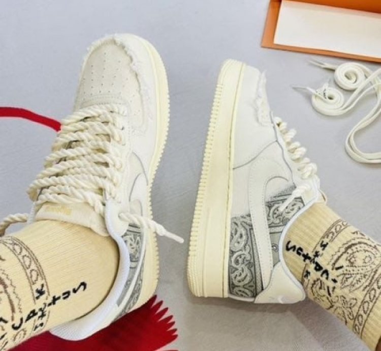 Nik E Air Force 1 Big Bang Chunky Lace Sneakers