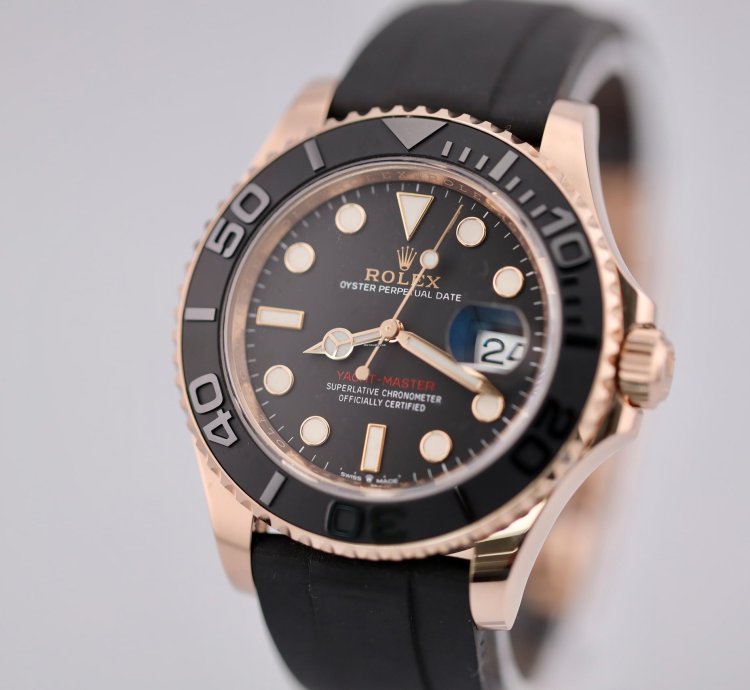 Rolex Yacht-master 40 2022 Rolex Rose Gold Oysterflex Yacht Master 40 126655