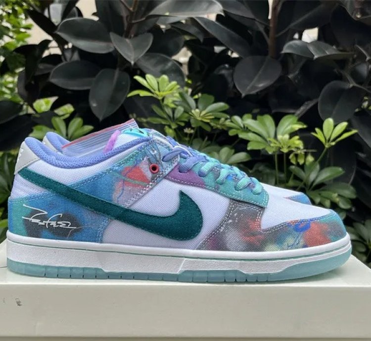 Nike Sb Dunk X Futura Laboratories bleached Aqua