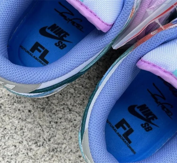 Nike Sb Dunk X Futura Laboratories bleached Aqua