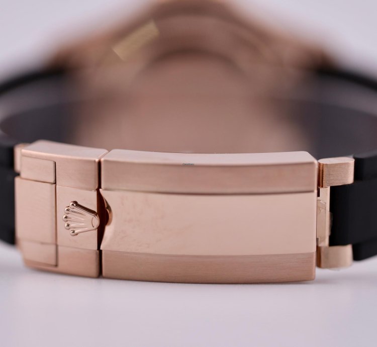 Rolex Yacht-master 40 2022 Rolex Rose Gold Oysterflex Yacht Master 40 126655