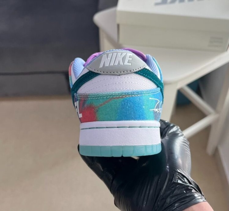 Nike Sb Dunk X Futura Laboratories bleached Aqua