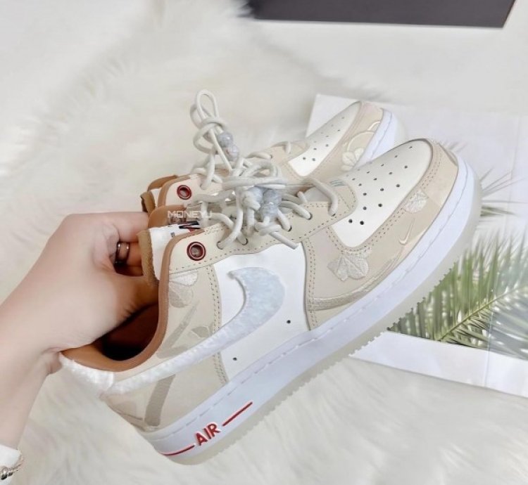 Nik E Air Force 1 Leap High Seakers
