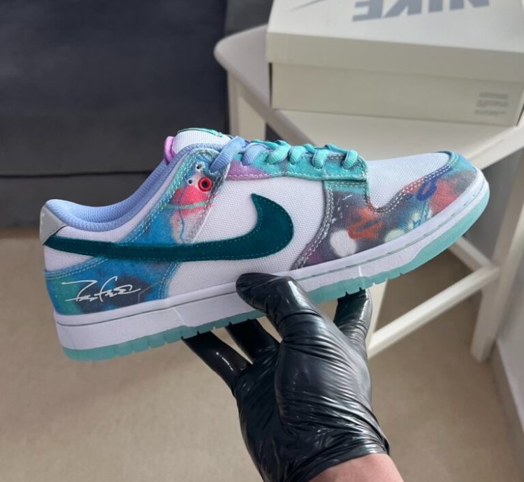 Nike Sb Dunk X Futura Laboratories bleached Aqua