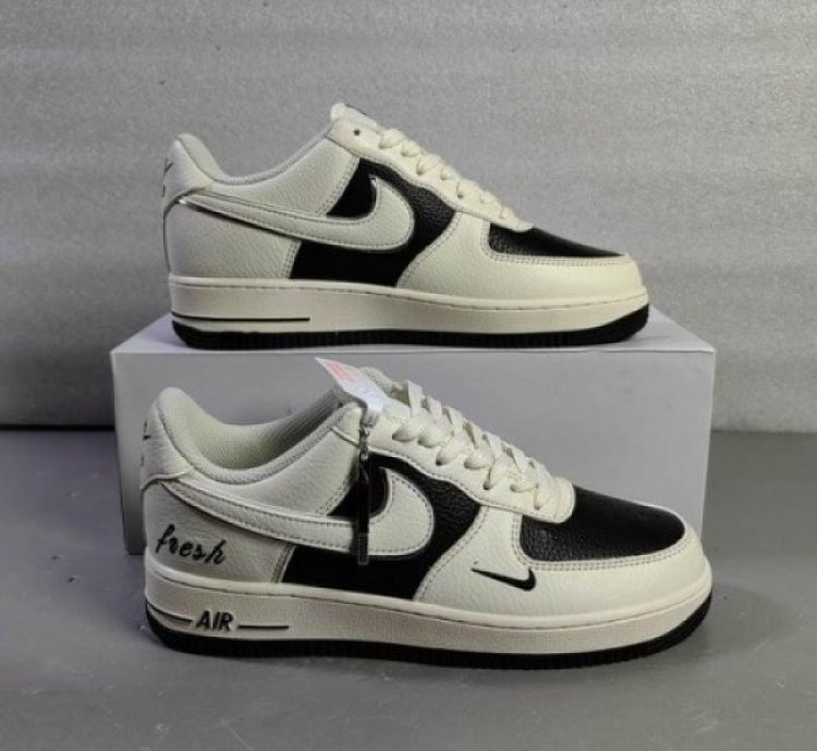 Nik E Air Force 1 Low Keep Fresh Sneakers