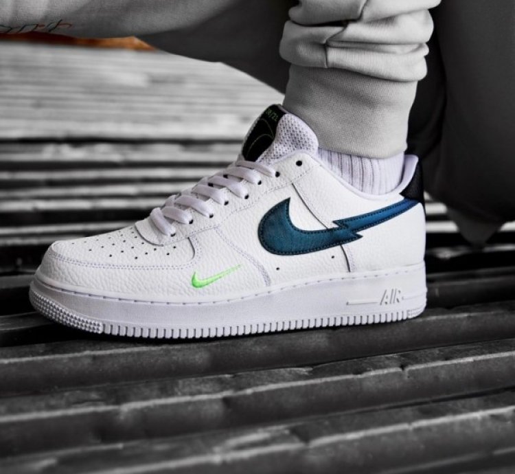 Nik E Air Force 1 Low White Aquamarine Sneakers