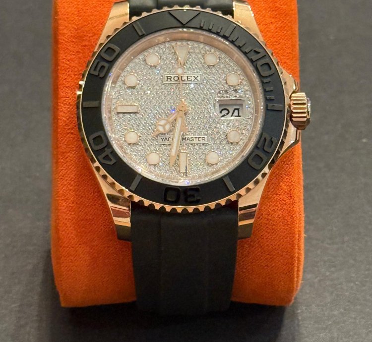 Rolex Yacht-master 40 40mm 18kt Everose Gold Rolex Oyster Perpetual Yacht-master