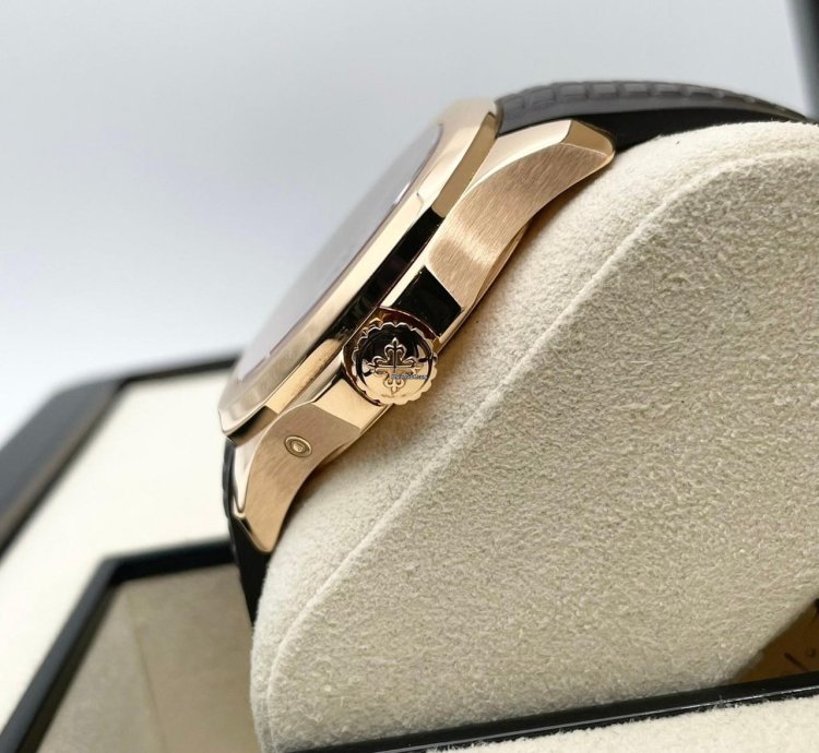 Patek Philippe Aquanaut Brown 5164r-001 2019