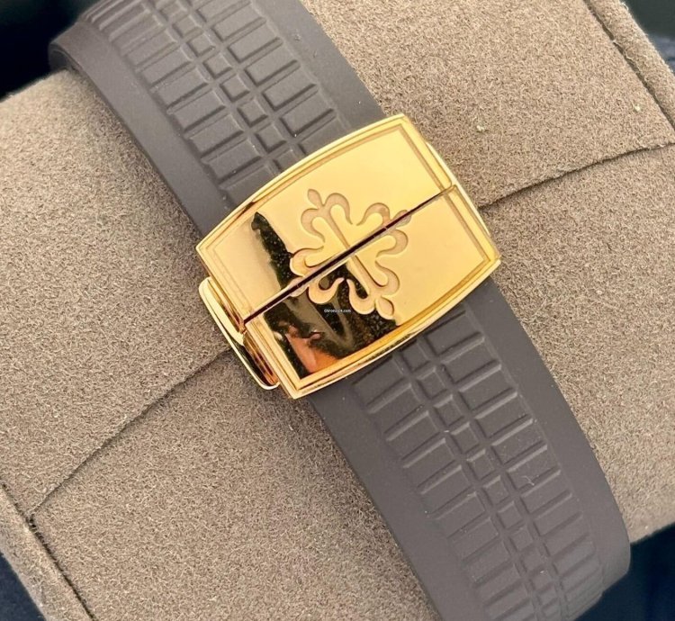 Patek Philippe Aquanaut Brown Dial Rose Gold