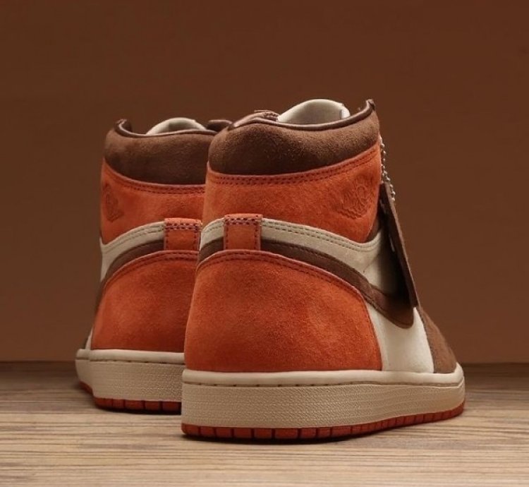 Nik E Air Jordan 1 High Basketball Sneakers