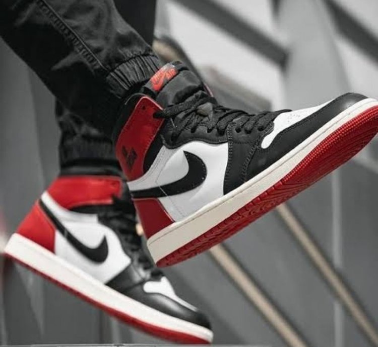Nik E Air Jordan 1 High Black Toe Reimagined Basketball Sneakers