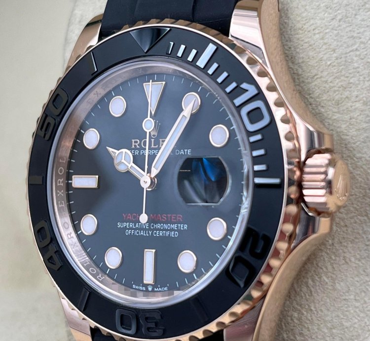 Rolex Yacht-master 40 40mm Rose Gold Oysterflex 126655 Unworn 2024