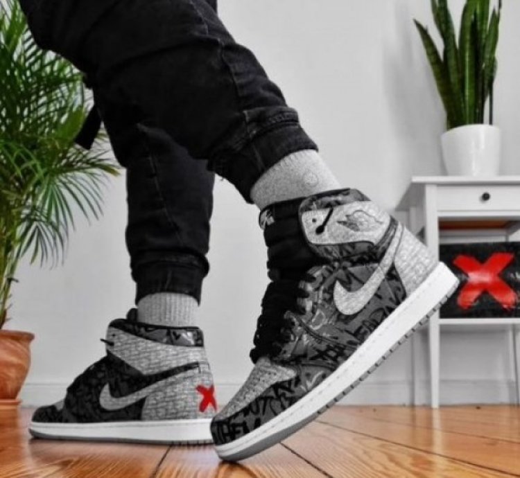 Nik E Air Jordan 1 High Rebellionaire Basketball Sneakers Semi Ua
