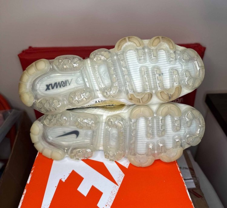Nike Off-white Vapormax Part 2 - Sz 9 5