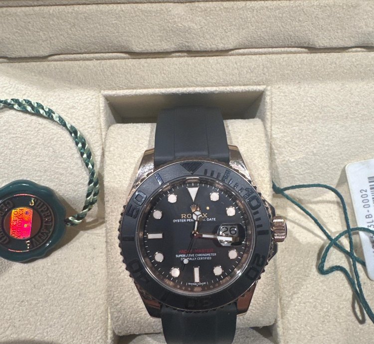 Rolex Yacht-master 40 Box Cert 10 10 Condition
