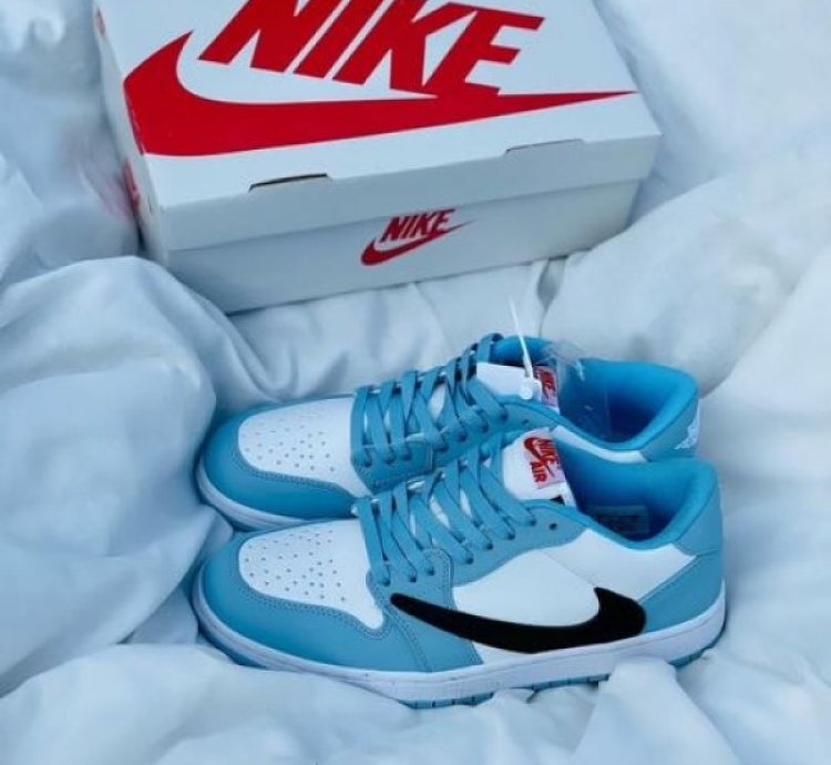 Nik E Air Jordan 1 Low X Og Sp Travis Scott University Sneakers