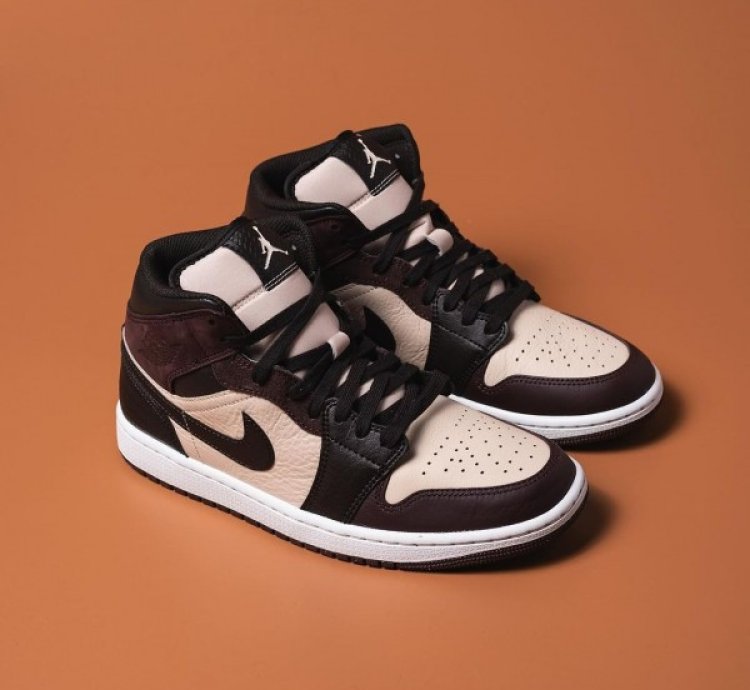 Nik E Air Jordan 1 Mid Se Paris Ymca Basketball Sneakers