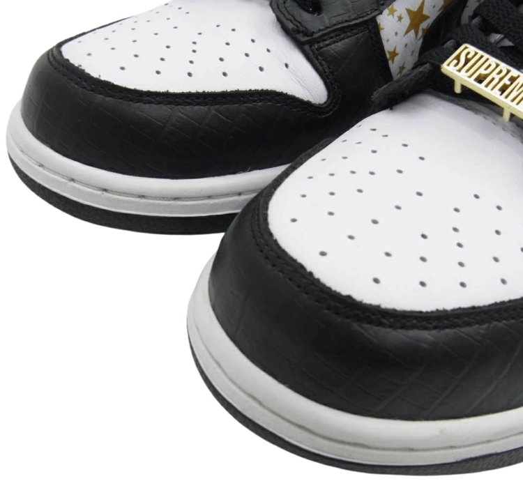 Supreme Nike Sb Dunk Low Og Qs Gold Stars